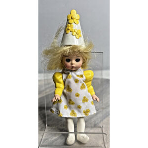 Madame Alexander 8” Doll – Yellow Daisy / Flower Girl, Vintage Style Outfit